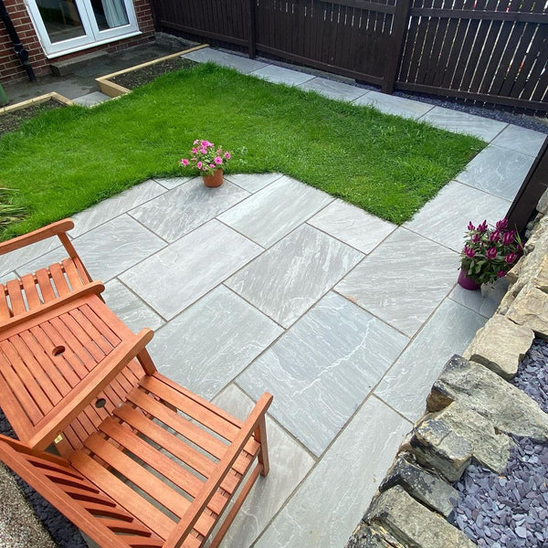 Enhance Your Space Using Contemporary Grey Paving Slabs in the UK
