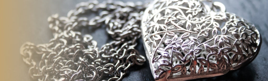 Options for Cremation Jewellery