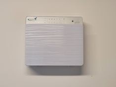 Wall-Mounted Monomer Extractor and Extractor Fan for Nail Table: Essential Air Purification Solutions