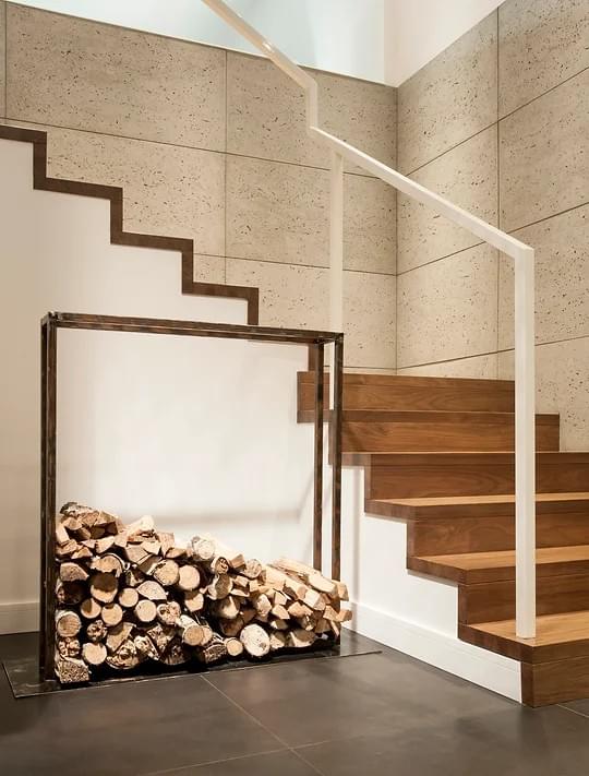 Choosing the Best Timber for Your Staircase: Hardwood v...