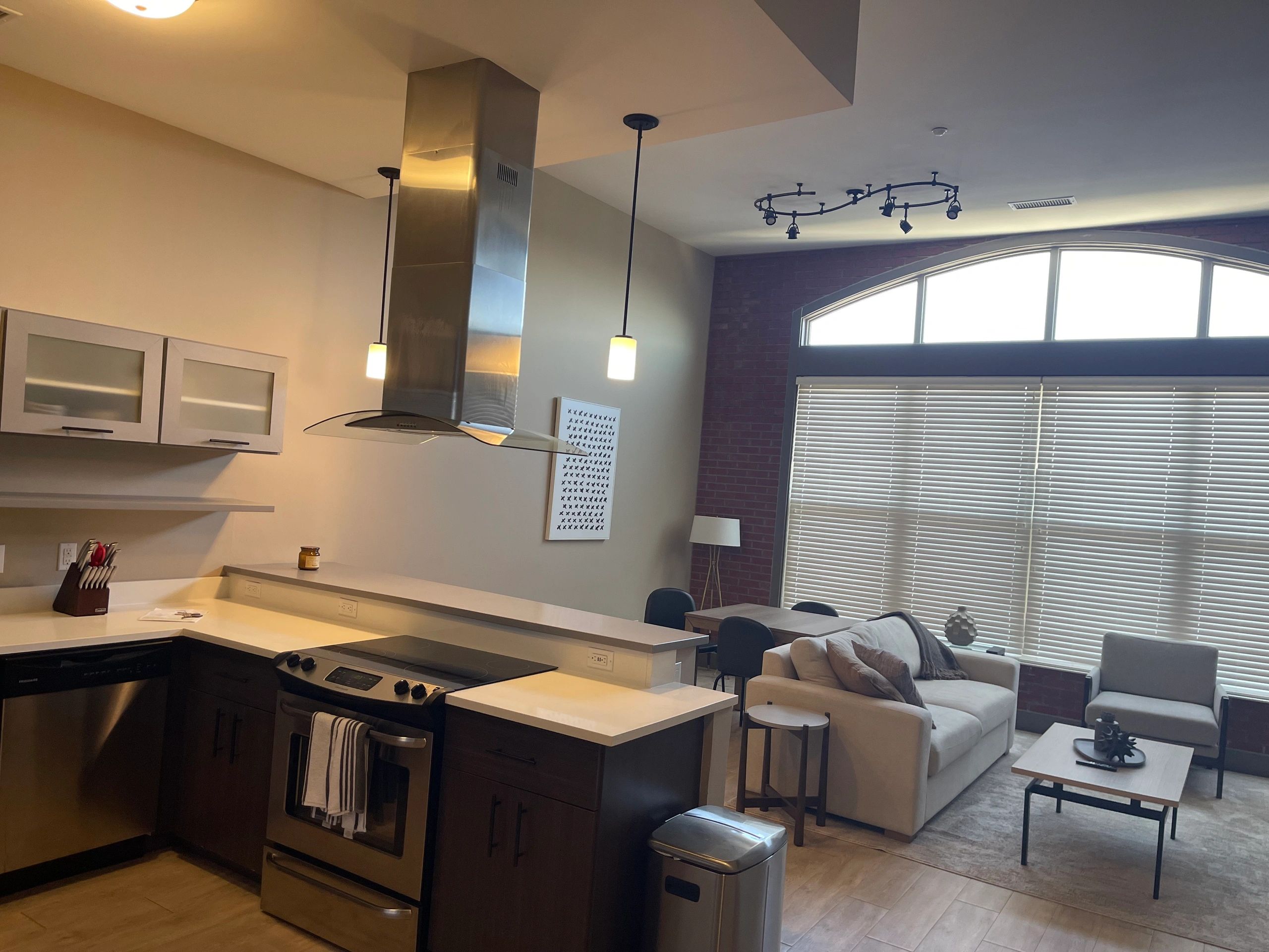 Maid Services & House Cleaning Biweekly In Olmsted Falls & North Ridgeville | Maid Service For Home Strongsville