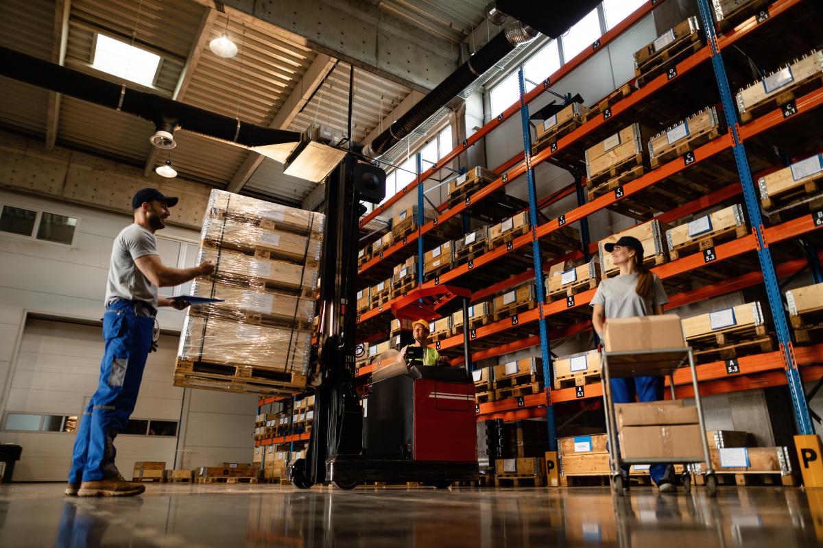 Overcoming Supply Chain Challenges with the Help of 3PL Warehouses