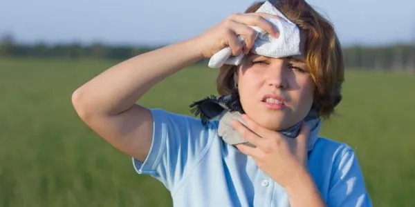 10 Common Summer Illnesses in Children: Signs To Look Out For - AVee Hospital Vaishali