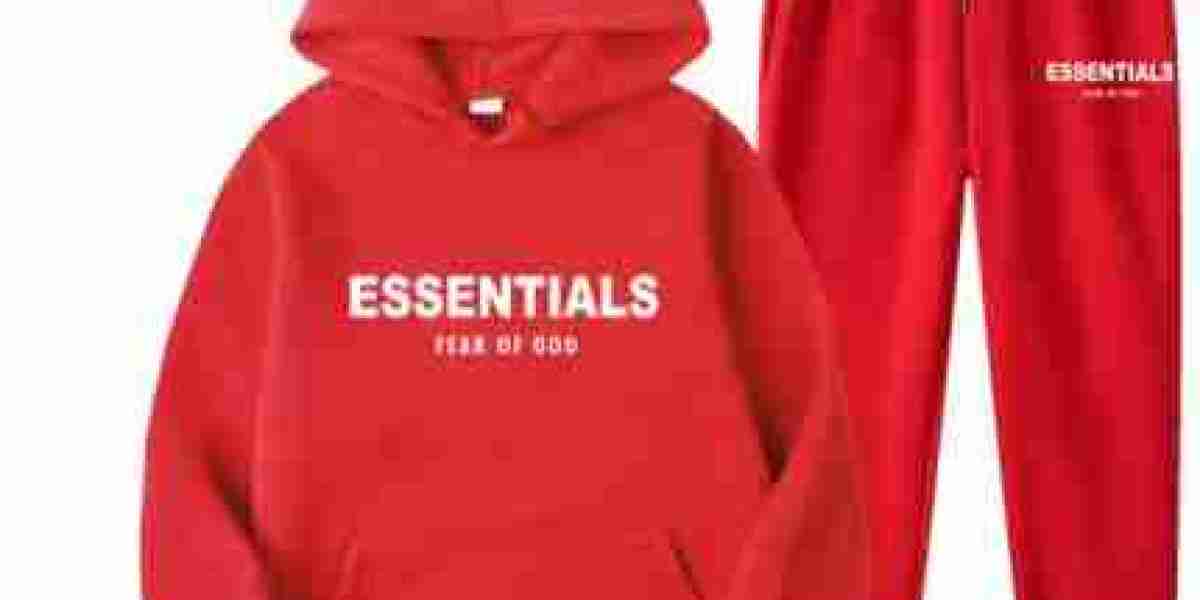 EssentialHoodie – Classic Comfort Meets Urban Streetwear Functionality