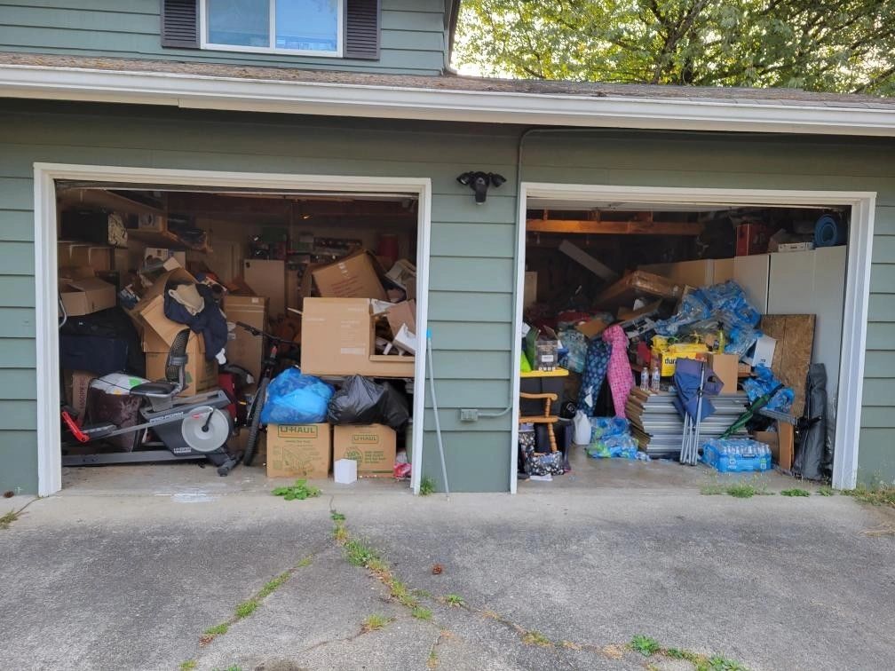 Junk & Furniture Removal Service in Auburn WA | Veteran Trash Removal