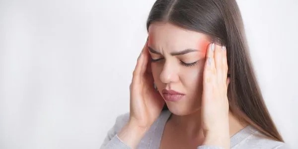 How Physiotherapy Helps Manage Migraines - AVee Hospital Vaishali