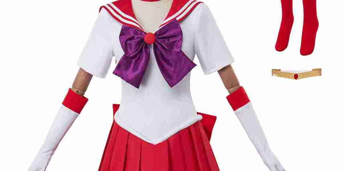 How to Start Sailor Moon Cosplay: 7 Tips for First-Timers