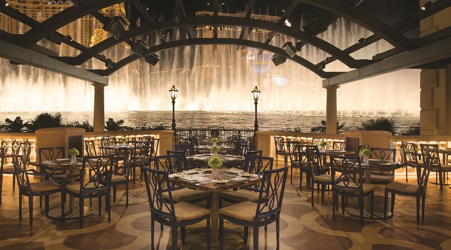 Top 10 Steakhouses in Las Vegas: A Meat Lover's Dream