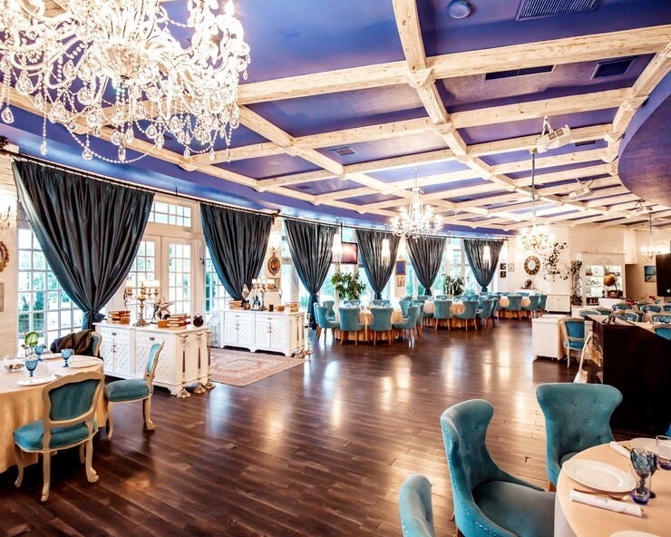 How to Choose the Right Table and Chair Rentals for Your Event | by Pro Party Rental | Jul, 2025 | Medium