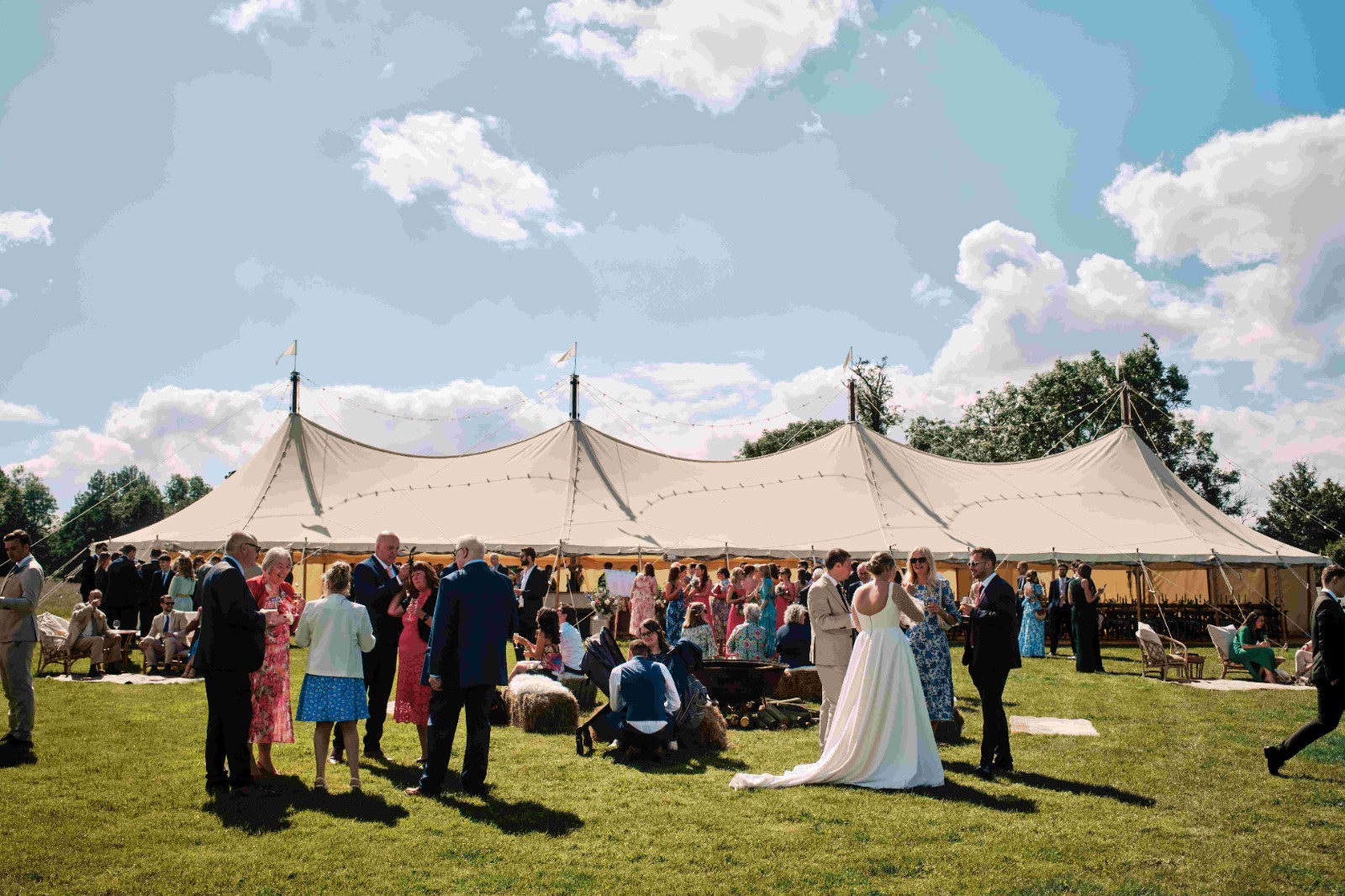 Leys Farm – Luxury Countryside Wedding Venue & Retreat in the Cotswolds