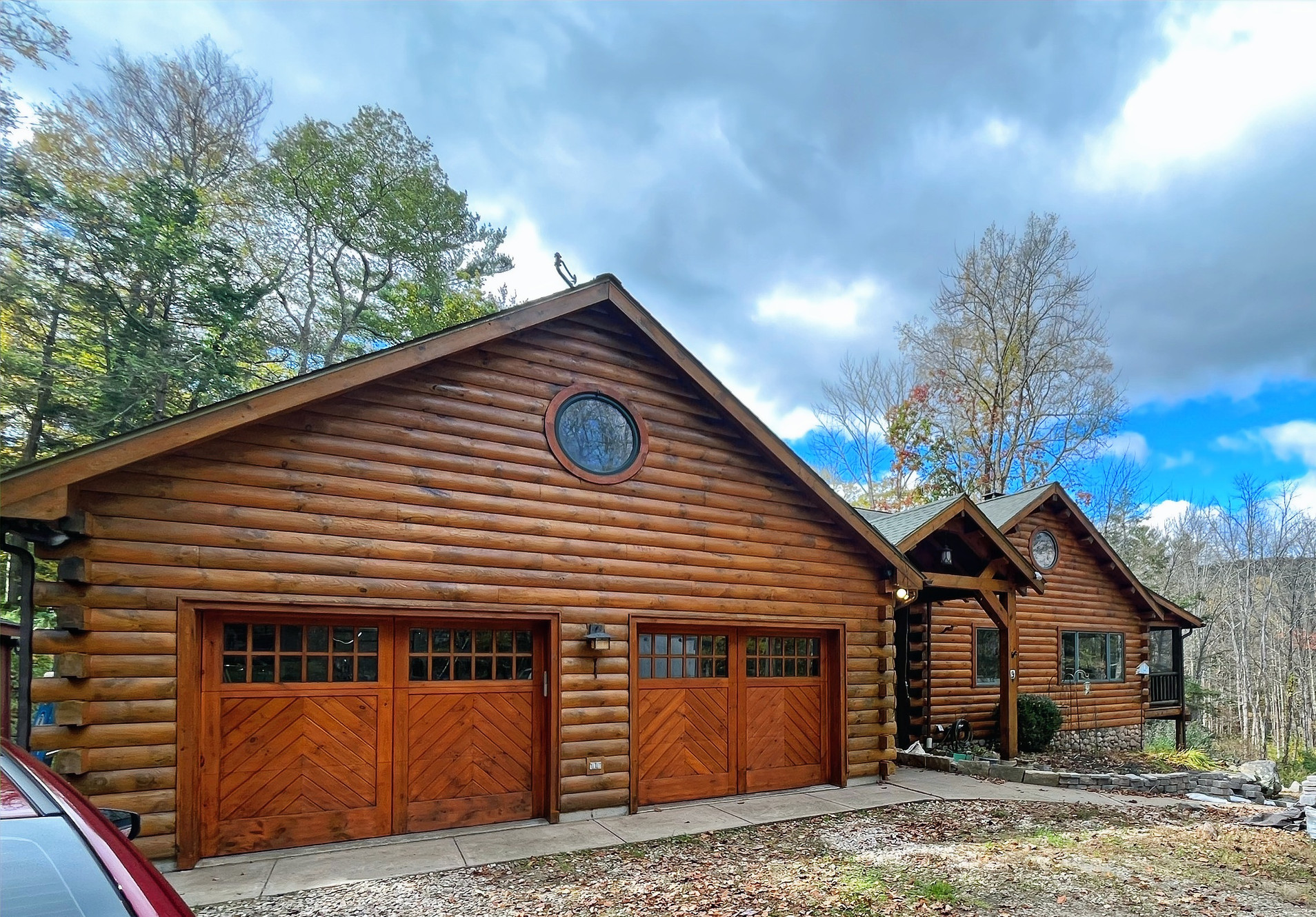 Professional Log Home Caulking Services | BLP Restoration