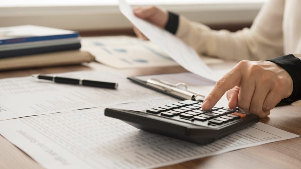 Where to Find an Accountant Who Specialises in Small Businesses in Australia – Bookkeeper And Accountant