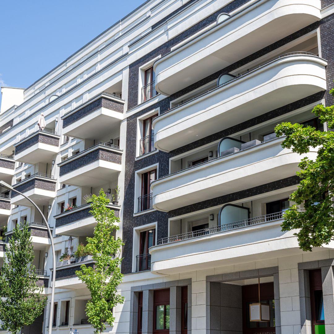 Find Your Dream Home: Mount Prospect Condos for Sale with Doug...