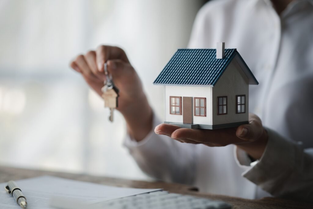 Need Expert Guidance from a Trusted Mortgage Consultant UAE? Choose PROBO Mortgage!