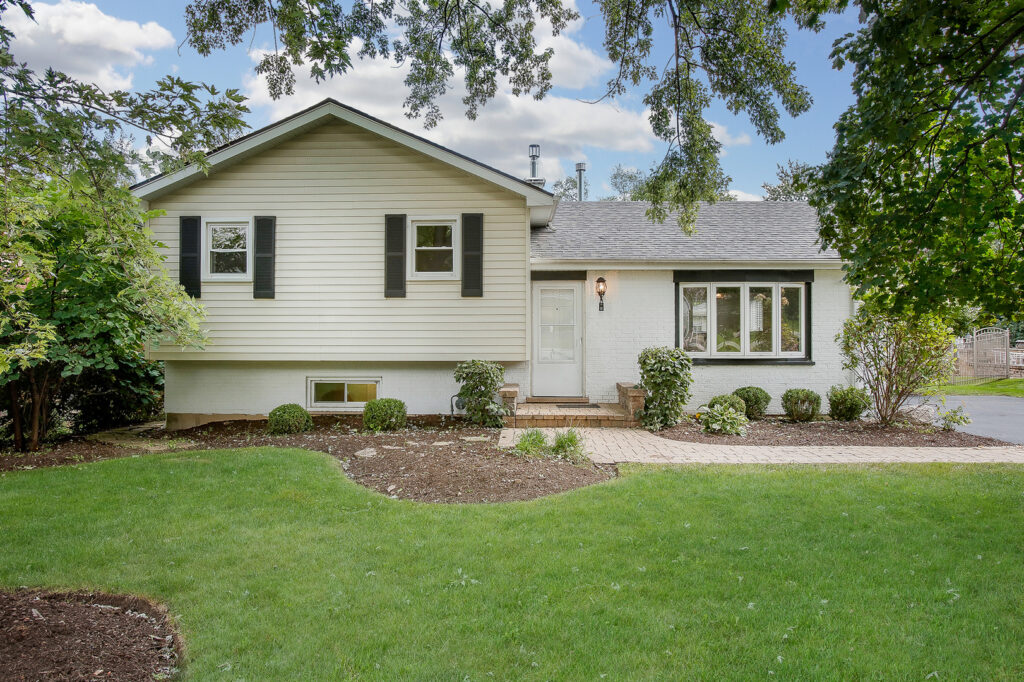 Arlington Heights Homes for Sale: How to Find the Right One?