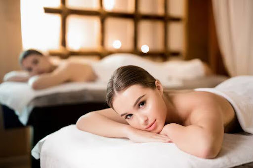 Couple Massage in Manhattan to Relax | Mali Healing Spa