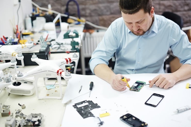 Top Telephone Repair Shops in Sint-Niklaas: Why Telefoon Wereld Leads the Way