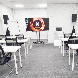Touch Screen Rental Riyadh | Touch Screen Hire in Saudi Arabia