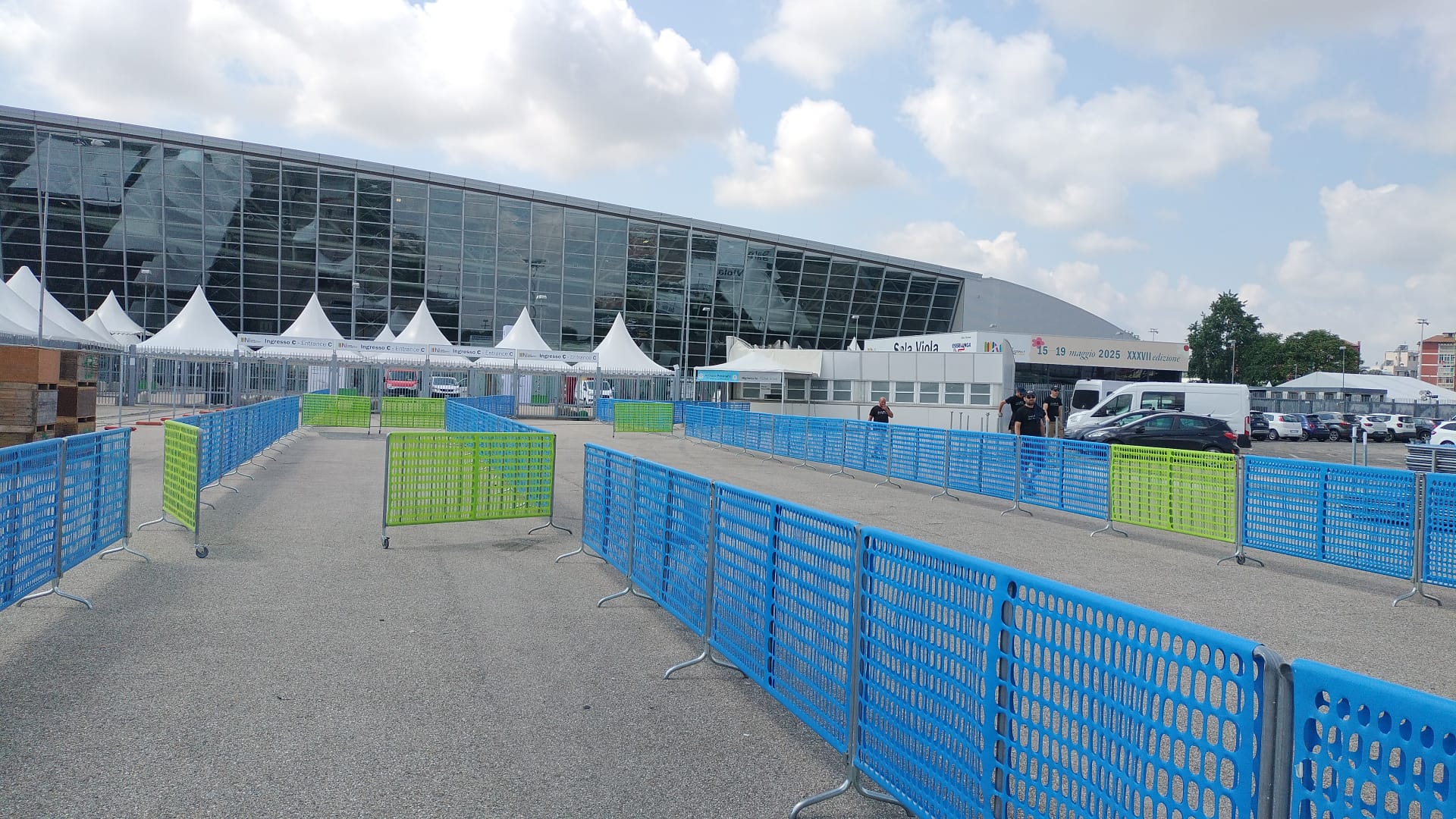 Salone Internazionale del Libro di Torino 2025: funzionalità, sicurezza e visione al servizio della cultura | Transenne.net - Transenne.net