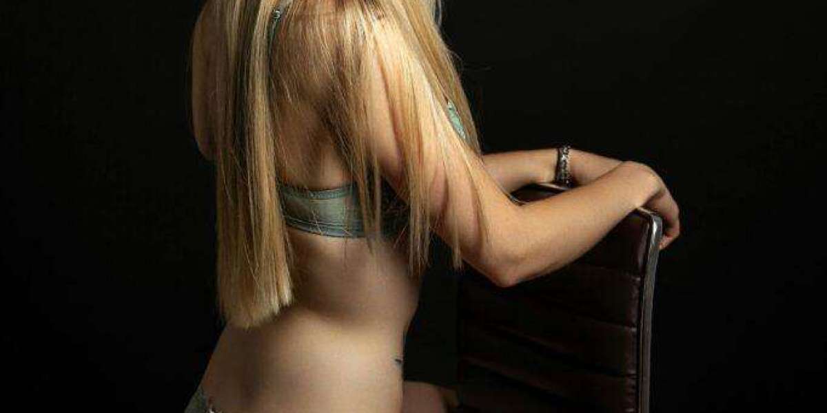 Celebrate life with dazzling consorts from Hyderabad escort service