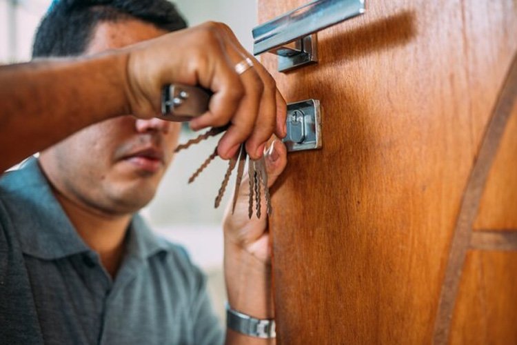 Trusted Professional Locksmith in London - N1 Locksmiths