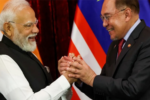 Modi praises India’s second biggest Diaspora in Malaysia | signs 11 bilateral deals -PIOTV