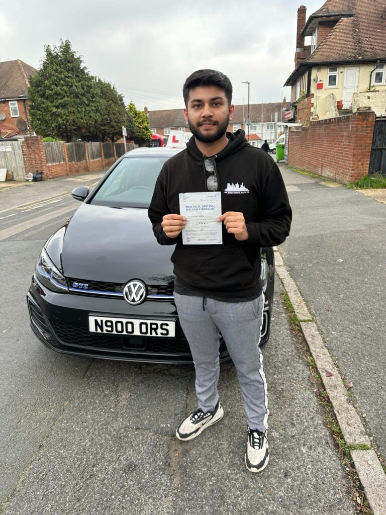 Frimley Driving Lessons - Flex Driving Academy