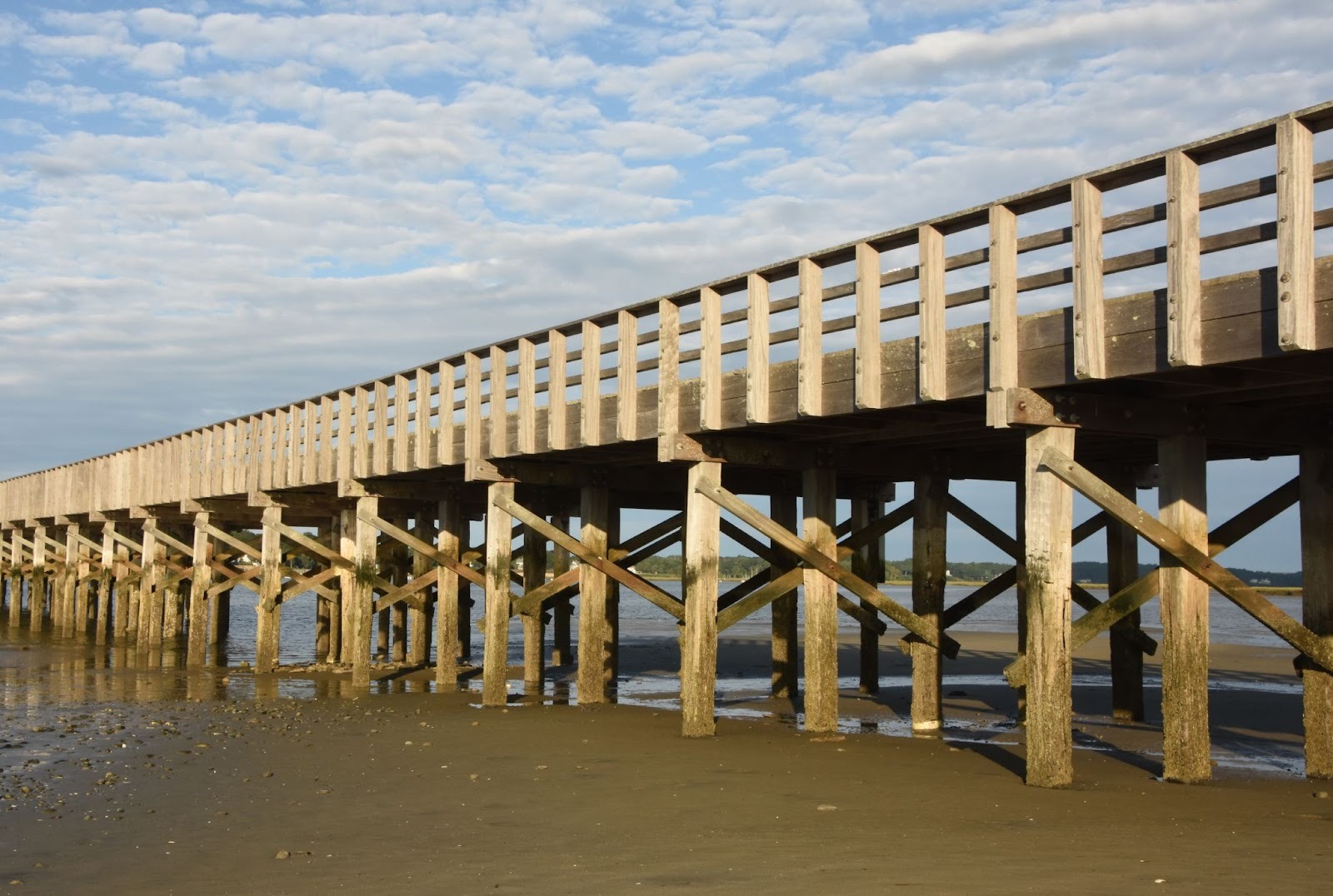 Pier Construction That Actually Holds Up Over Time – Urban Pulse Journal