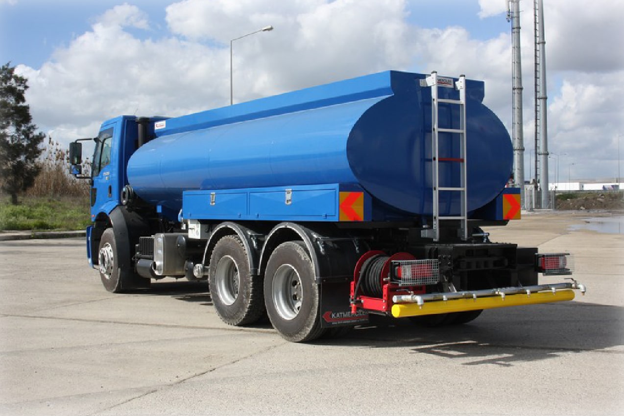 Sweet Water Tanker Dubai | Swimming Pool Water Supply in Dubai