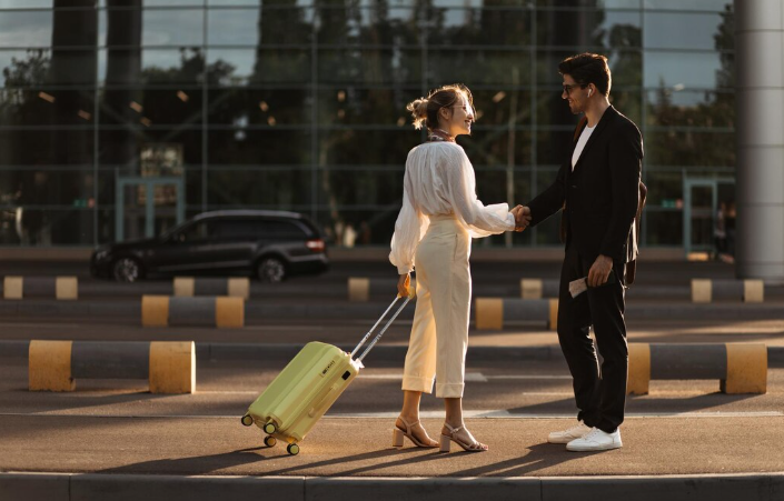 Reliable Hook Airport Transfers for Comfortable and On-Time Travel...