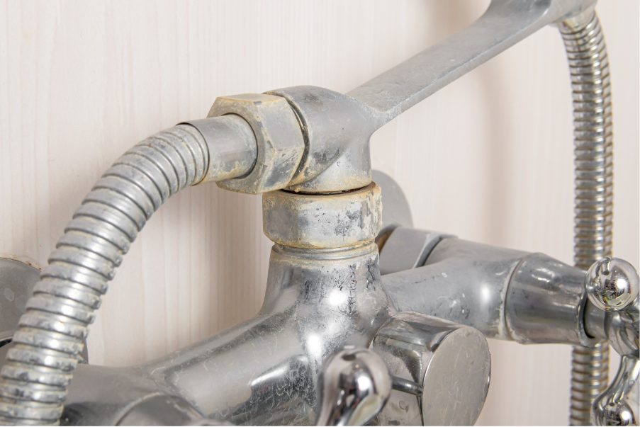 Hard Water in UK? Best Solutions to Stop Limescale Now