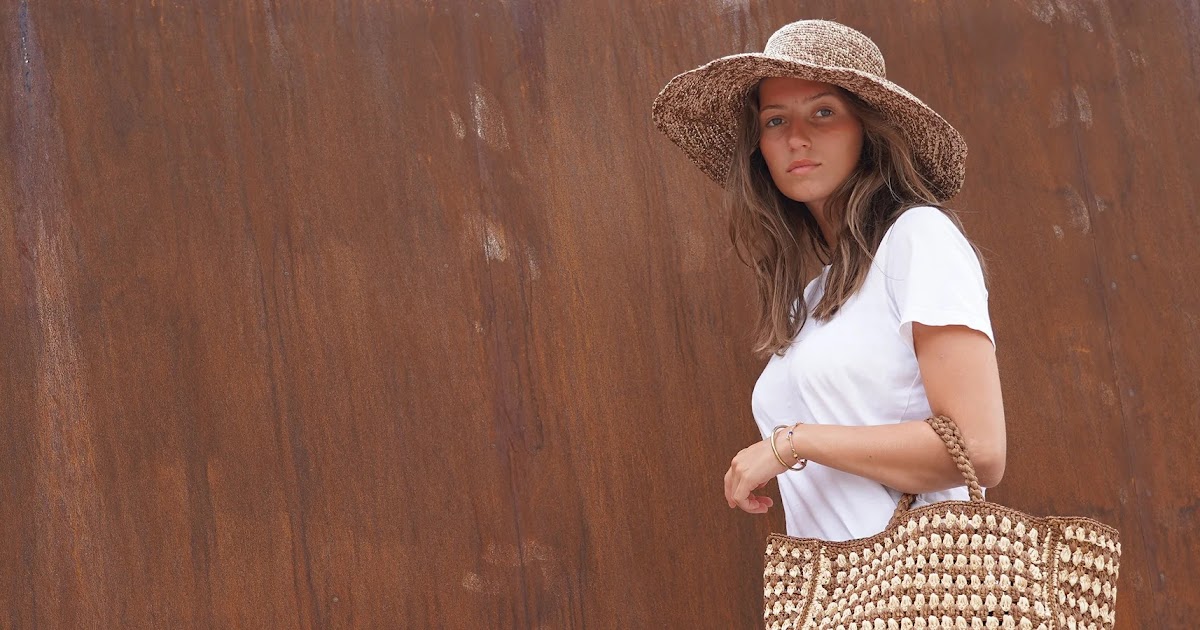 Buy Fashion Beach Bags: Elevate Your Summer Style with the Perfect Accessory