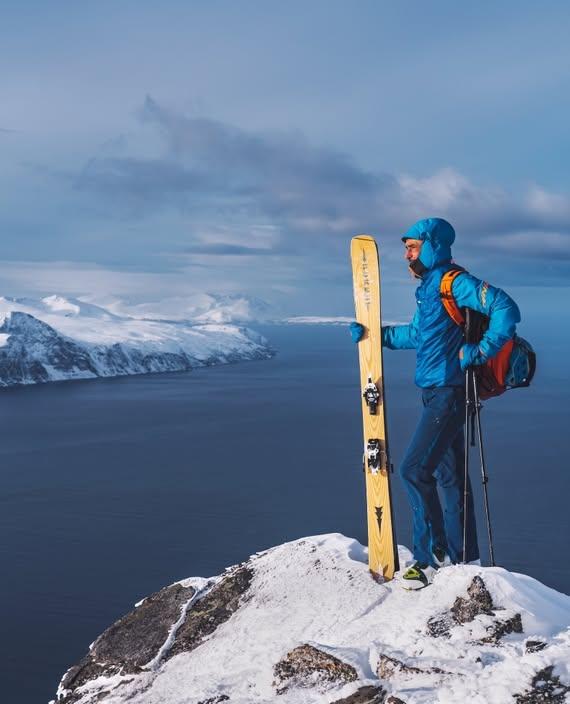 Best Month for Skiing Around Lyngen