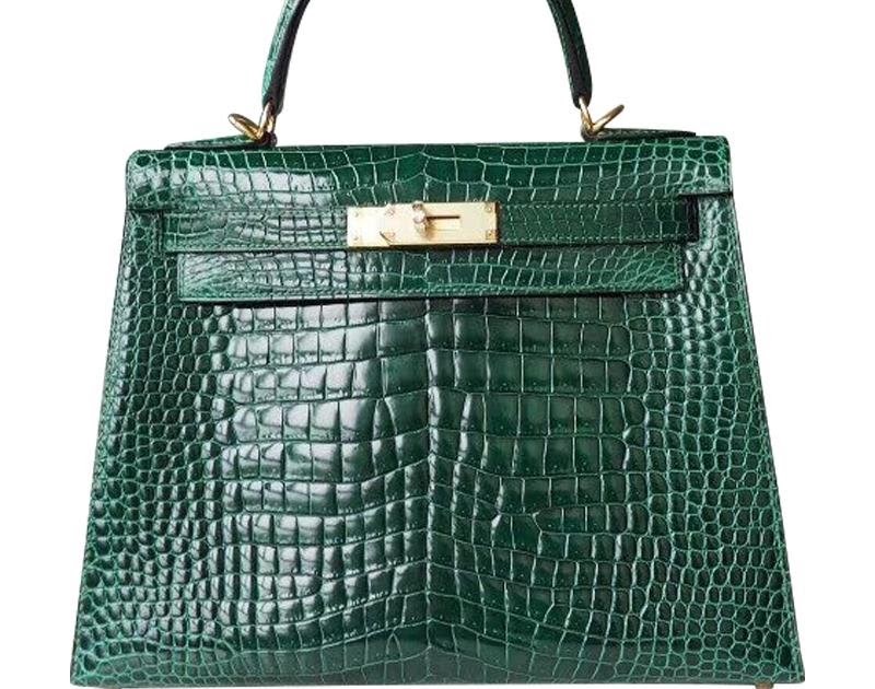 Exotic Elegance in Every Detail: HERMES Kelly 28cm Green