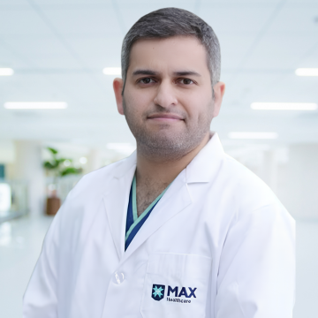 Dr. Karandeep Guleria | Urologist & Robotic Surgeon, New Delhi