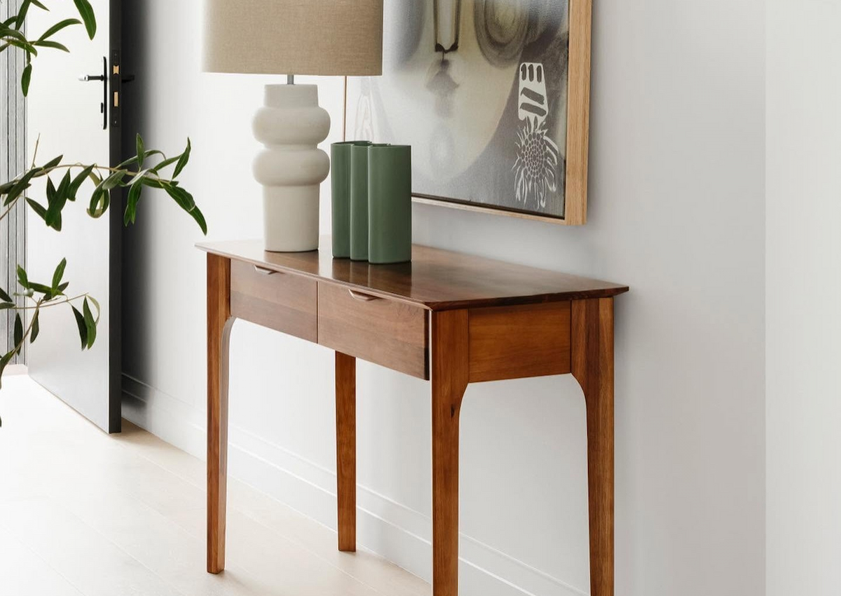 A Simple Guide to Choosing an Oak Console Table With Drawers for Your Home – globex3