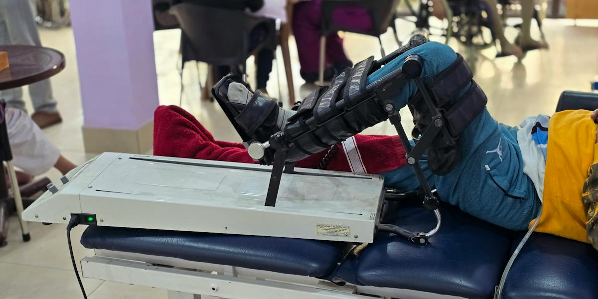 Robotic Rehab in Kolkata - Robotic Rehabilitation Physiotherapist