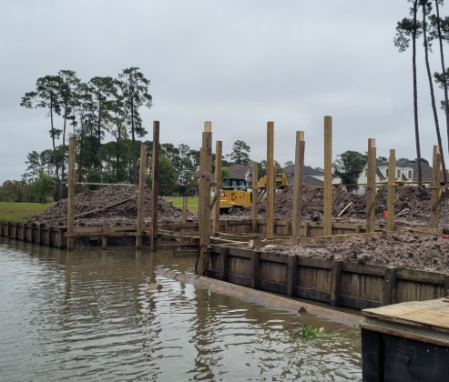 How Do Pile Driving Contractors Support Houston Waterfront Construction? – Dream Boat Docks