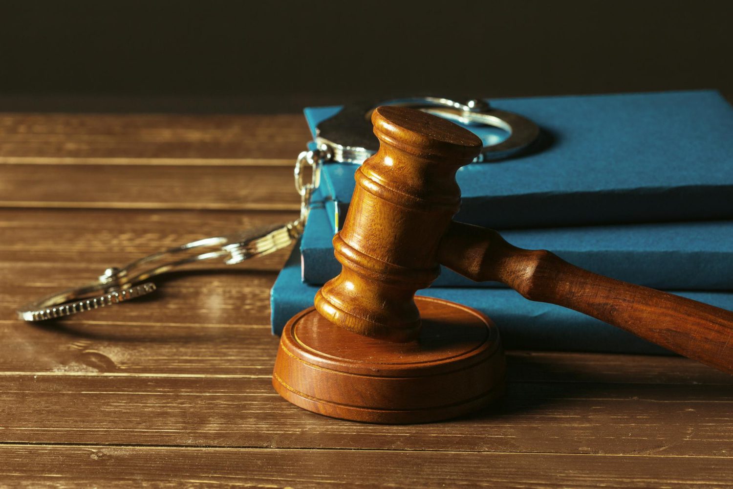 Choosing a Criminal Defense Lawyer in Pasadena: Key Factors